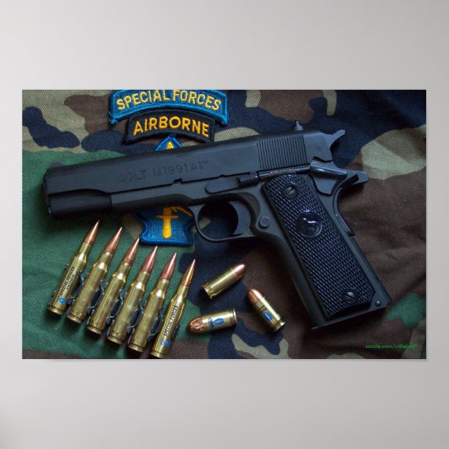 grönten för speciella krafter innehåller ett fäste poster (Framsidan)