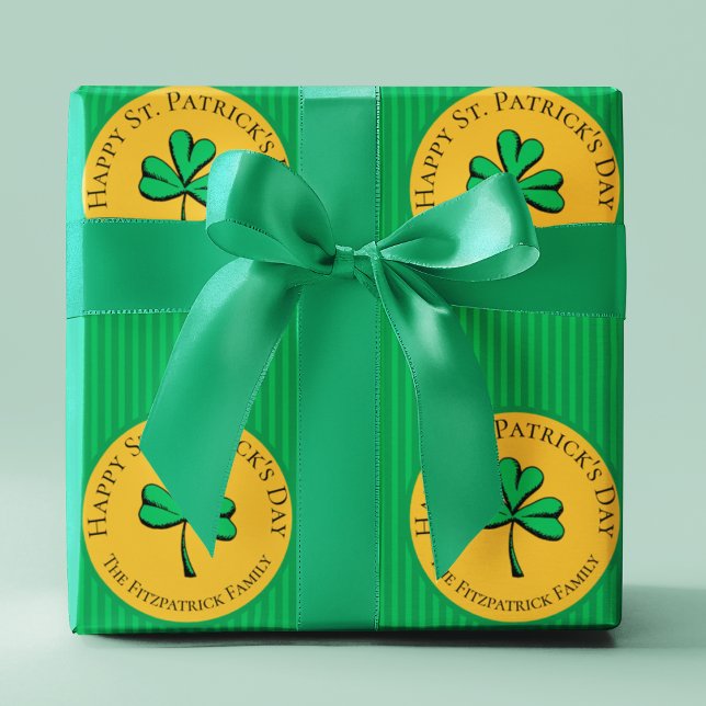 Grönten grönt och Guld Lycklig St patrick's day st Presentpapper (Green and Gold Happy St. Patrick's Day Green Stripes with Good Luck Green Clover and Editable Text.)