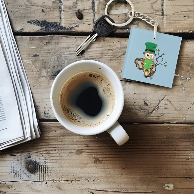 Grönten Irländska Klöver Uggla (Skapare uppladdad)