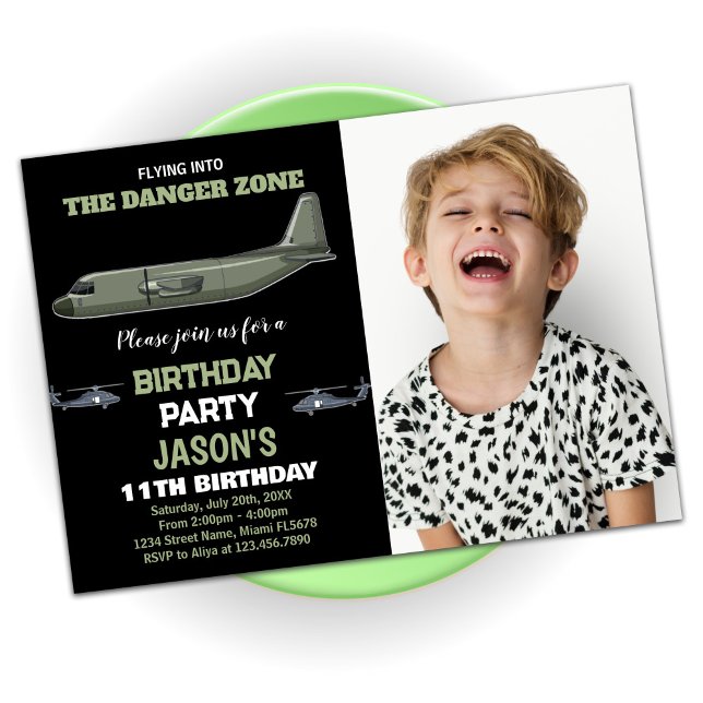 Grönten Svart foto för att bekämpa Jet-födelsedags Inbjudningar (Fighter Jet Birthday Invitations Green Black photo)