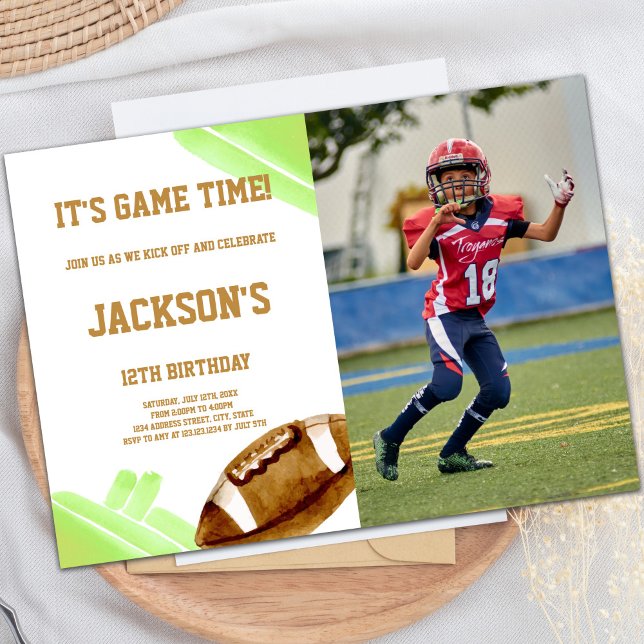 Gröntens fotbollsinbjudningar med foto inbjudningar (Green Football Invitations with photo)