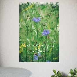 Gröntens sommarskugga med blåa blommor poster