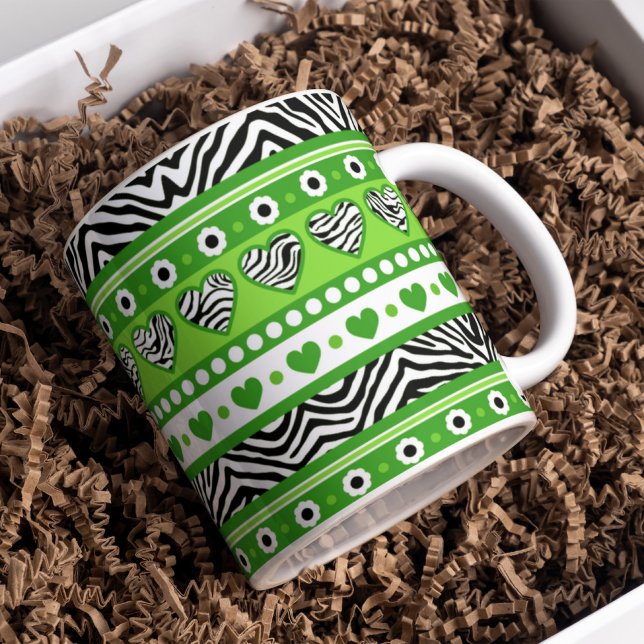Gröntens svartvitt och vita abstraktens hörn och p kaffemugg (Skapare uppladdad)