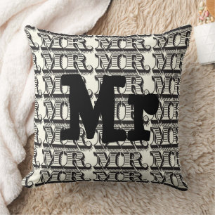 Groom Black och Ivory Typography Mönster Kudde
