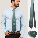 Groom bröllop subtle elegant blue slips<br><div class="desc">Den här vackra anpassningsbarnas slips är ljusblå på grått-blå övertoningsbakgrund. Lustigt men subtivt och snyggt sätt att komplettera din bröllop-utrustning eller lägga till en rolig nyans för bröllop-foton.</div>