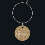 Groom - Gnistran Bröllop Guld Glitter Berlock Vinglas<br><div class="desc">Groom - Guld Faux Glitter och Gnistra Elegant bröllop Mottagningsvincharm. Vinglasmarkör Guld gör en underbar Bröllop eller Bachelor-gåva till den speciella person som kärlek guld. Kontakta designern om du vill ha matchande artiklar.</div>