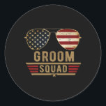 Groom Squad Bachelor Party Marskalkar Bröllop USA  Runt Klistermärke<br><div class="desc">Groom Squad Bachelor Party Marskalkar Bröllop Usa Sungles</div>