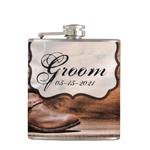 Groom Whiskey Flask CowboyBoots Barn Wood Rustic Fickplunta