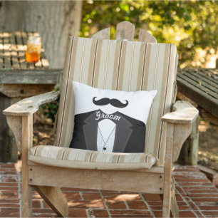 Grooms Mustache Tuxedo Black Tie Pillow Utomhuskudde