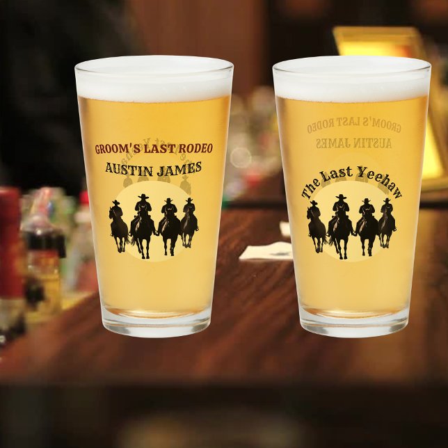 Grooms sista Rodeo Cowboys & Sunset Bachelor Party Glaskopp (Groom's Last Rodeo Cowboys & Sunset Bachelor Party Glass)