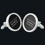 Groomsman Personligt bröllp föredrar Modern Monogr Cufflinks<br><div class="desc">Din gruppledare kommer att tacka dig i personligt bröllp för att du har presenterat eller gjort en tjänst med ett modernt typsnitt. Lägg till hans namn eller monogram och en annan textrad (datum, plats i bröllop osv.) Byt färg i bakgrunden så att den stämmer överens med bröllop färger - klicka...</div>