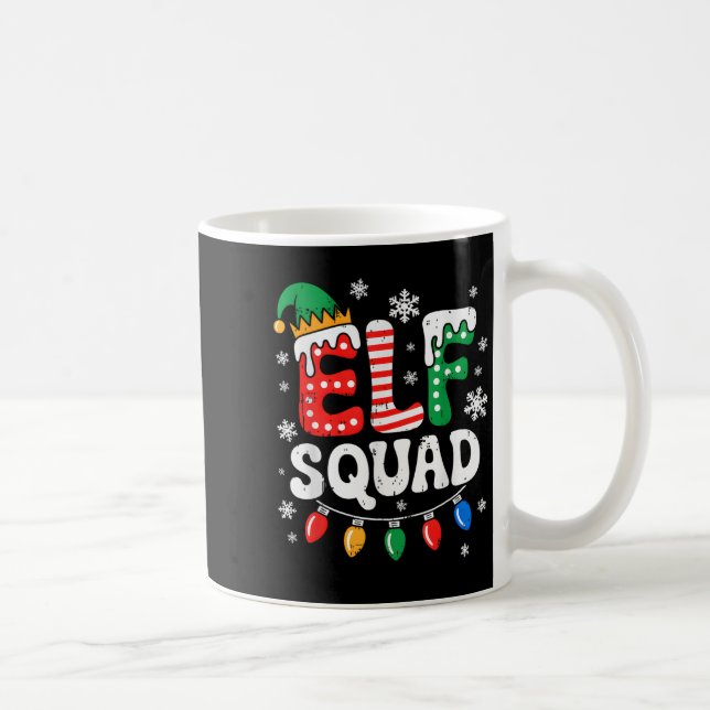 Groovy Elf Squad Elf-familjens julmatchning Paj Kaffemugg (Höger)