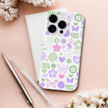Groovy Good Vibes Y2K Butterfly Modern Girl<br><div class="desc">Groovy Good Vibes Y2K Butterfly Modern Girl iPhone Smart Phone Case har en snygg och lekfull modern y2k mönster för fjärilar, hjärtan, blommor, bra vibes, fredstecken och schackbräde mönster i mjuk rosa, lila och grönt. Ge är en unik och trendig gåva till jul, födelsedag, helgdagar, Mors dag och perfekt för...</div>