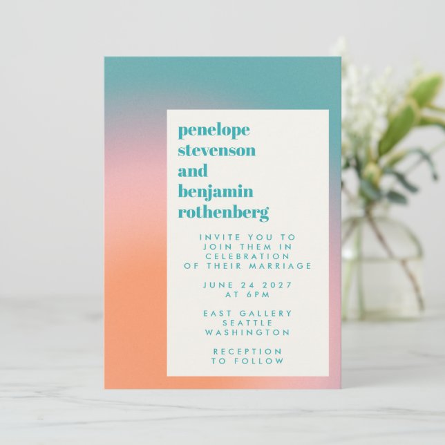 Groovy Gradient Teal Rosa Orange Abstrakt Bröllop Inbjudningar (Stående Fram)