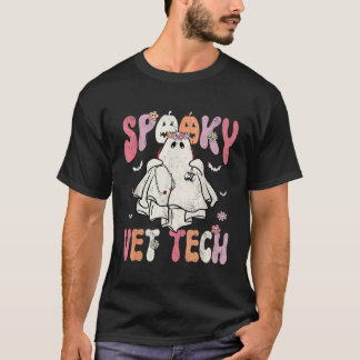 Groovy Halloween Spooky Vet Tech Veterinarian Flor T Shirt
