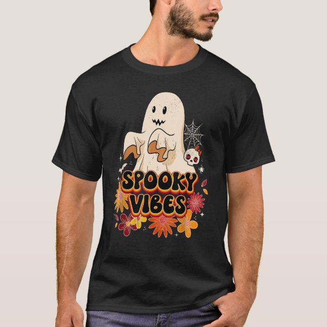 Groovy Halloween Spooky Vibes Retro Floral Ghost C T Shirt (Framsida)