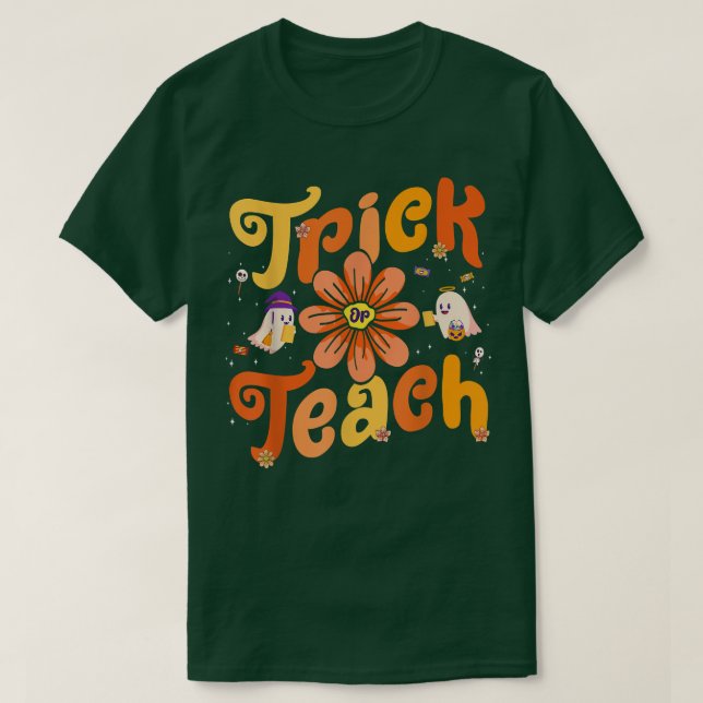 Groovy Halloween Trick eller Teach Retro Blommigt  T Shirt (Design framsida)