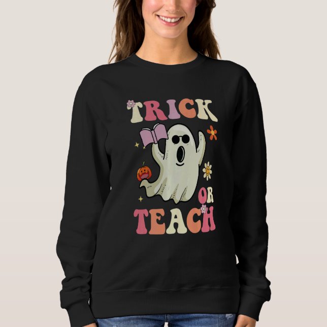 Groovy Halloween Trick or Teach Retro Floral Ghost T Shirt (Framsida)