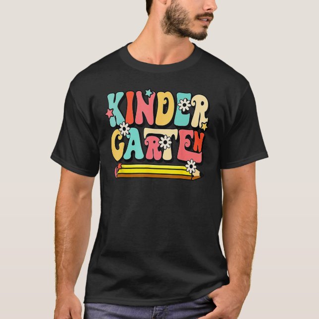 Groovy Hej Kindergarten Vibes Retro Teacher Tillba T Shirt (Framsida)