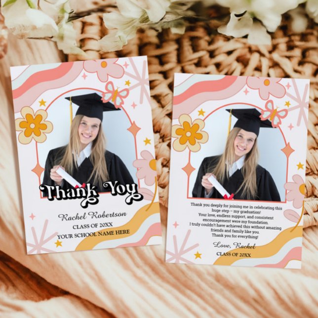Groovy Hippie Blommig Foto Examen Tacksamhetskort Inbjudningar (Retro Groovy Floral Graduation Thank You Card with photo)