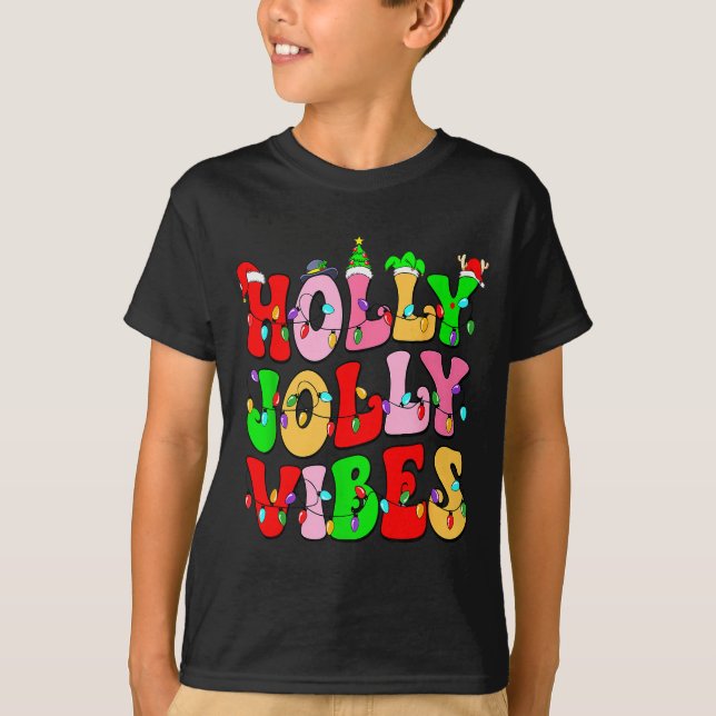 Groovy Holly Xmas Jolly Vibes Nk Christmas Xmas Me T Shirt (Framsida)