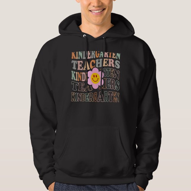 Groovy Kindergarten Vibes Retro Face Teachers Back Hoodie (Framsida)