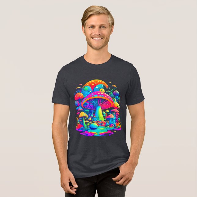 Groovy Magic Mushroom - Retro Art T Shirt (Framsida Full)