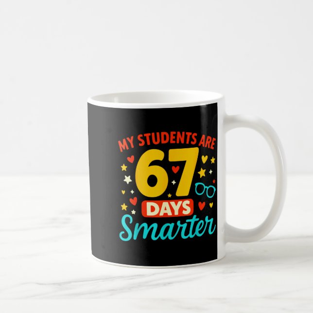 Groovy Mina Elever Är 67 Dagar Smartare 67 Meme Fö Kaffemugg (Höger)