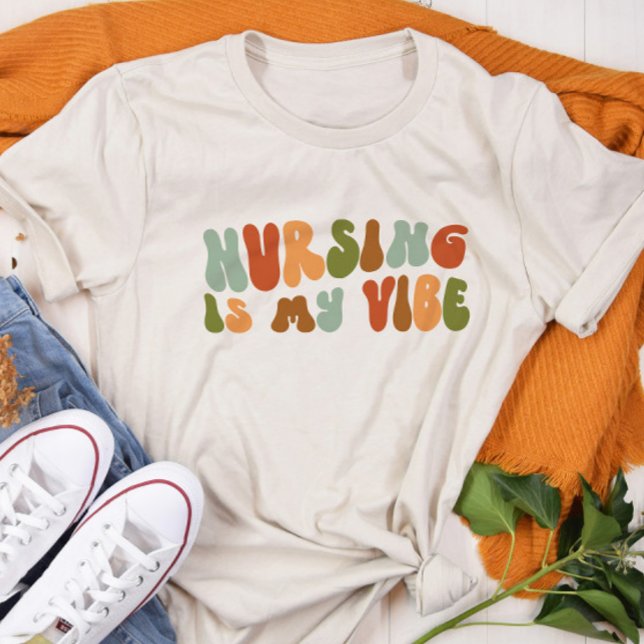 Groovy Nursing är min Vibe, Healthcare, Nurse T Shirt (Skapare uppladdad)