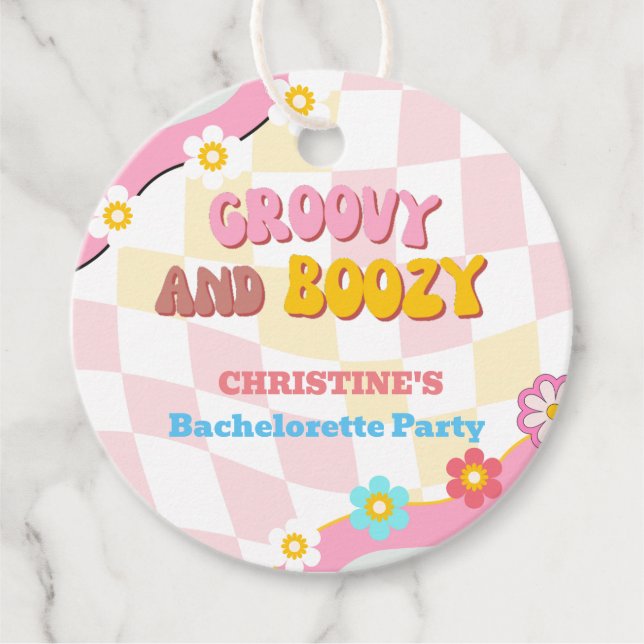 Groovy och Boozy Bachelorette Party Decor 70's Gåvor Etiketter (Framsida)