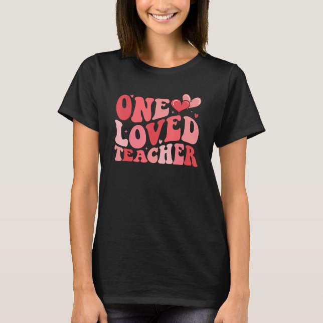 Groovy One Loved Teacher 100 Days of School Valent T Shirt (Framsida)