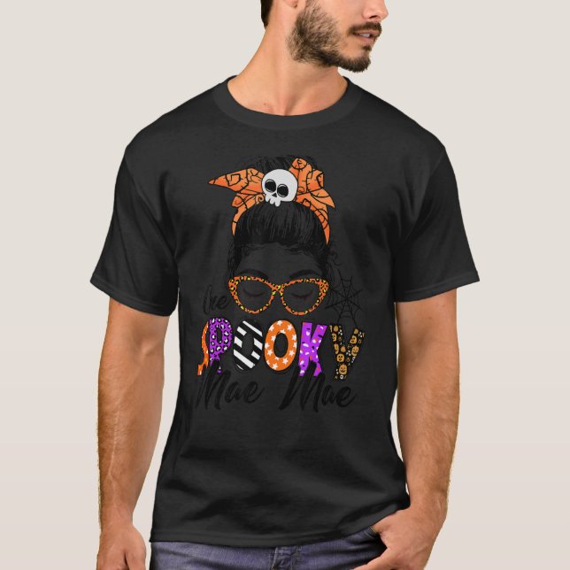 Groovy One Spooky Mae Mae Messy Bun Women Witch Mo T Shirt (Framsida)