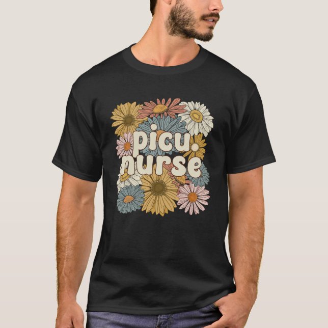 Groovy PICU Nurse Pediatric Intensive Care Unit T Shirt (Framsida)