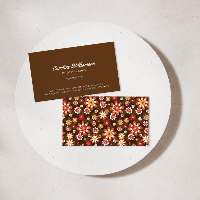 Groovy Retro Brown Orange Botanical Flowers Trendi Visitkort (Skapare uppladdad)