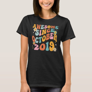 Groovy Retro Fantastisk sedan 2019 3 år gammal 3 å T Shirt