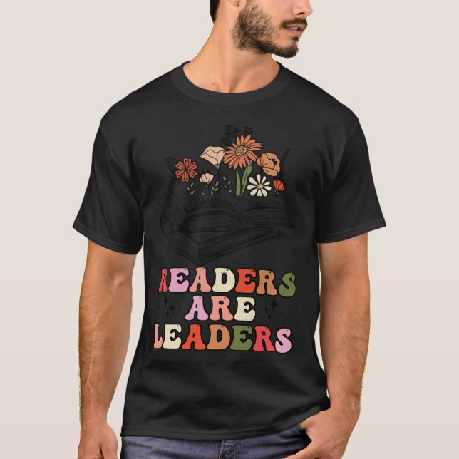 Groovy Retro Readers Are Leaders  Book T Shirt (Framsida)