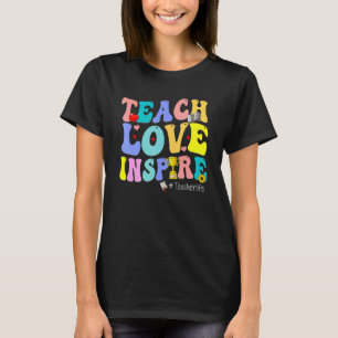 Groovy Retro Undervisa Kärlek Inspirera Förskolekl T Shirt