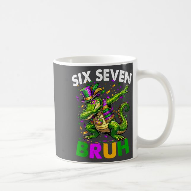 Groovy Six Seven Bruh Alligator Dabbing Mardi Gras Kaffemugg (Höger)