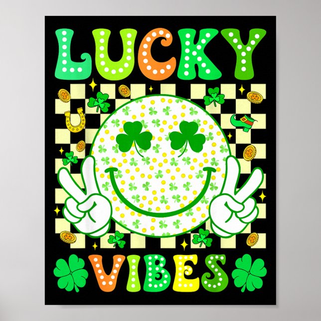 Groovy St Patricks Day Lucky Vibes Shamrock Kvinno Poster (Framsidan)