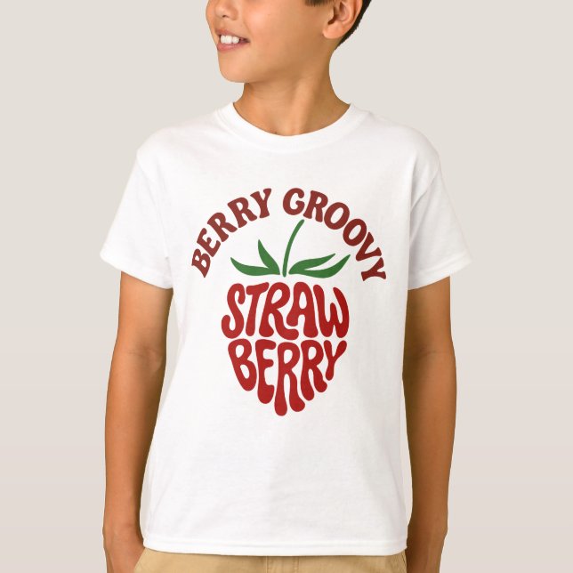 Groovy Strawberry Retro 70s Vibes T Shirt (Framsida)