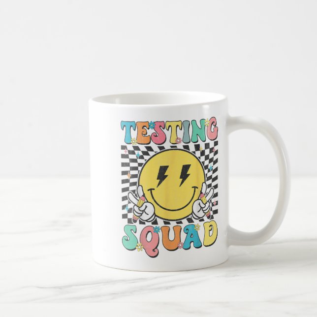 Groovy Test Day Testing Squad Motivation Lärare S Kaffemugg (Höger)