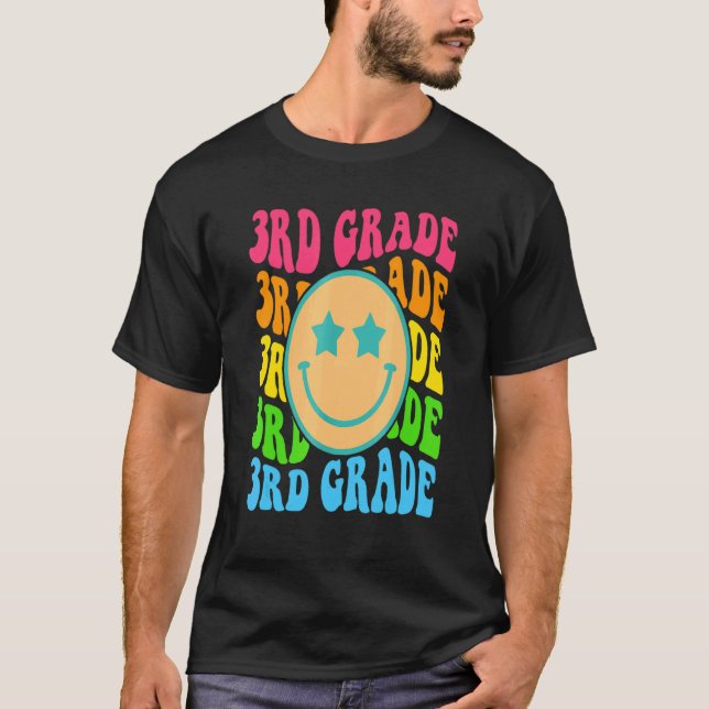 Groovy Third Grade Vibes Face Retro Teachers Back  T Shirt (Framsida)