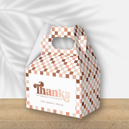 Groovy Two Coola Girls checkade 2:a födelsedagen Presentaskar