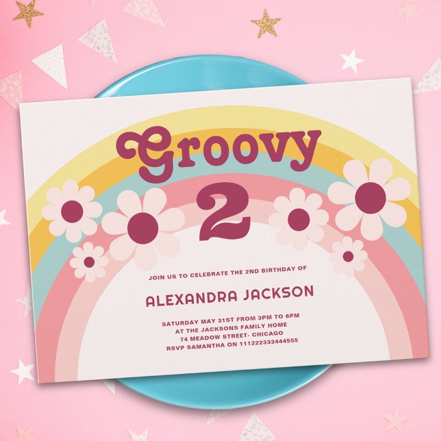 Groovy Two Daisy Rainbow 2-års födelsedagsfest Inbjudningar (Groovy 2 pastel daisy rainbow retro 2nd birthday party invitation pink yellow )