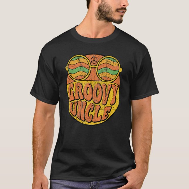 Groovy Uncle 70s Aesthetic Nostalgia 1970's Retro  T Shirt (Framsida)