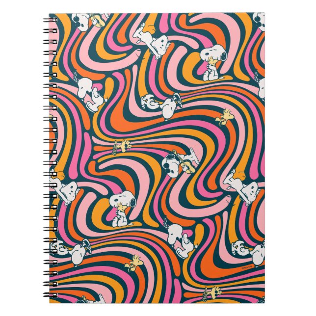 Groovy Vibes Lila Mönster Anteckningsbok (Framsidan)