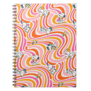 Groovy Vibes Orange Mönster Anteckningsbok