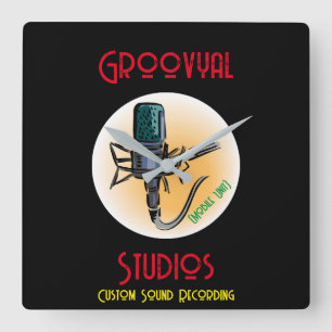 Groovyal Studios T-Shirt Fyrkantig Klocka