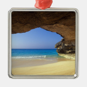 Grotta vid French Bay, San Salvador Island, Julgransprydnad Metall