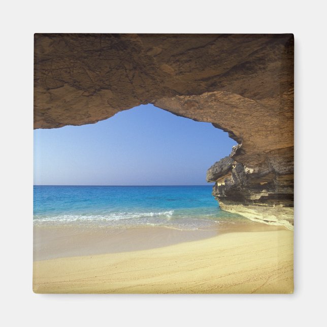 Grotta vid French Bay, San Salvador Island, Magnet (Framsidan)